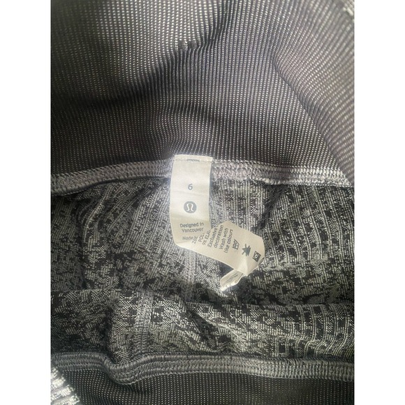 NWOT Lululemon Ebb to Train Super High‎ Rise Tight 25” - Picture 7 of 8